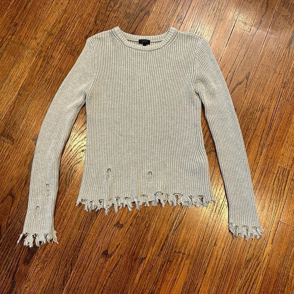 Sen Distressed Crewneck Sweater - Picture 3 of 6